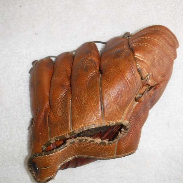 Jonny Logan TruPlay 4F8 Back