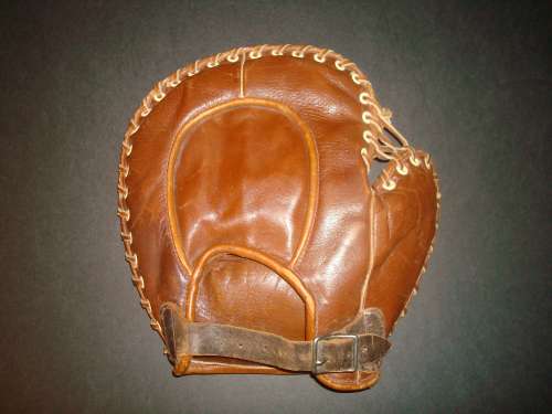 Crescent W&W Basemitt Back