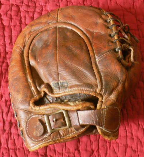 Johh Mize Passon's Basemitt Back