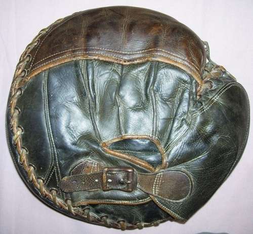 Decker Patent Catchers Mitt Back