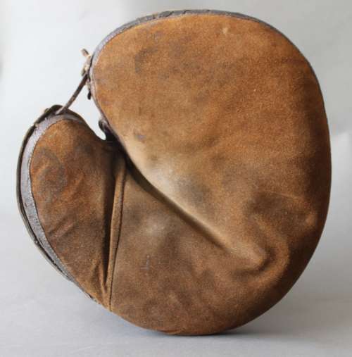 Ratsch Peerless Catchers Mitt Front