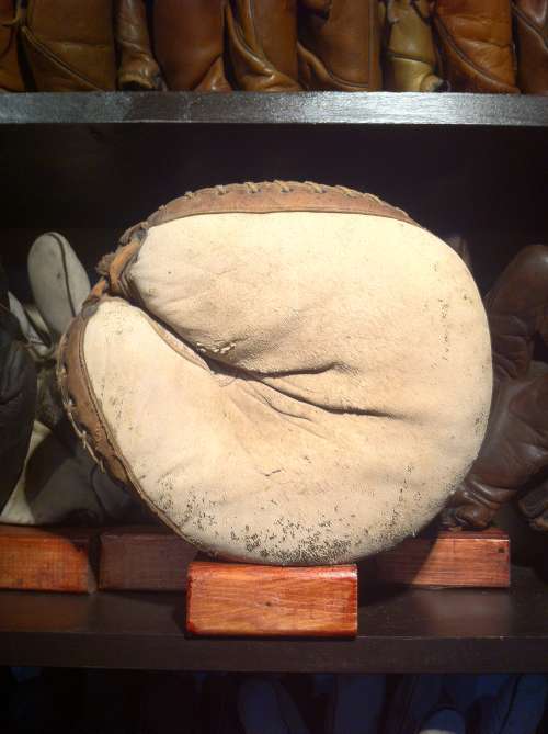 White Faced Catchers Mitt Front