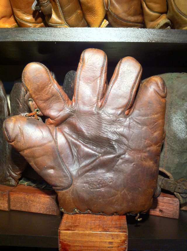 Ripleys Special Grommet Web Front