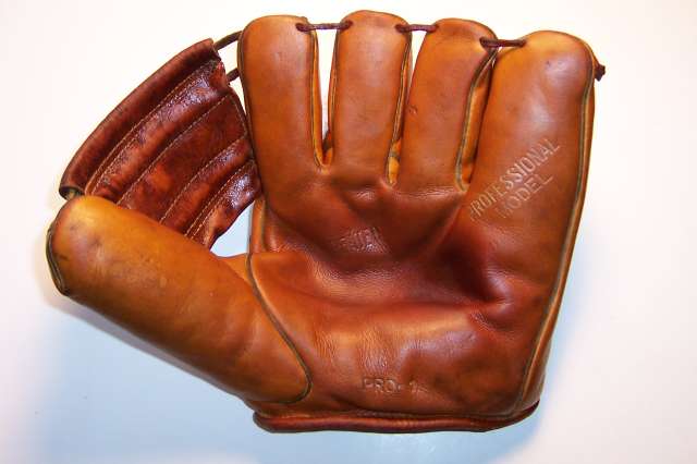 Vulcan Athletic Goods Pro-1 Professional Front