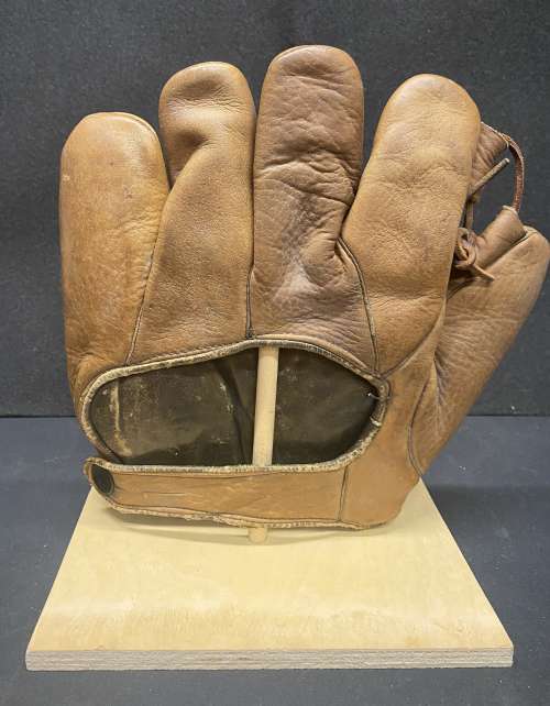 Eddie Rommel Pennant K450  Back