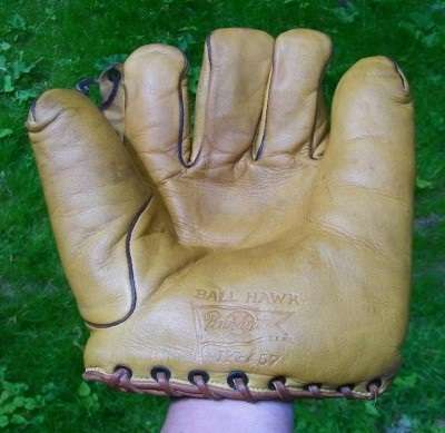 Pennant IK 457 Ball Hawk Front