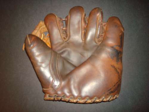 Pennant K456 Grommet Webbed Fingers Front