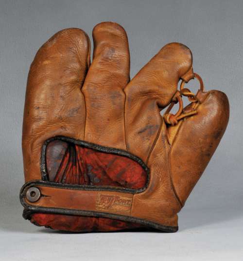 Carl Mays TruSport 3F Back