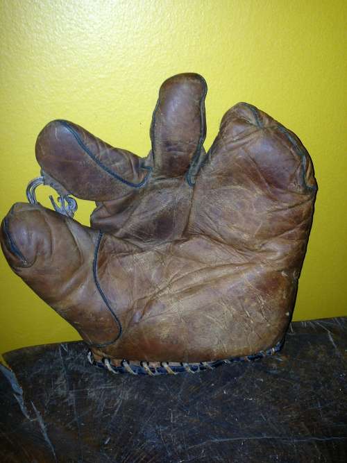 Chas. Red Ruffing Wilson Front