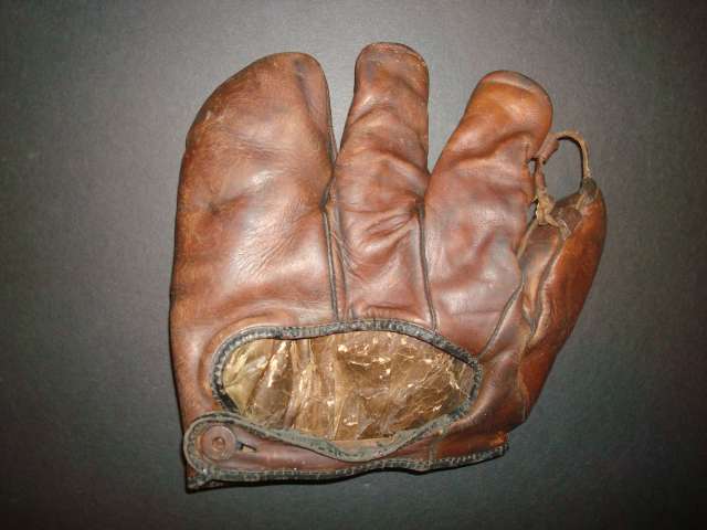 The Cussins & Fearn Co.509F Back