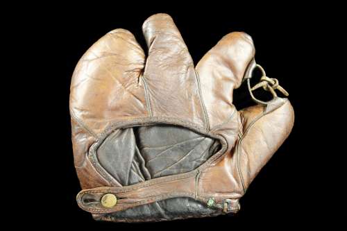Jesse Haines JC Higgins 1668 3 Finger Back