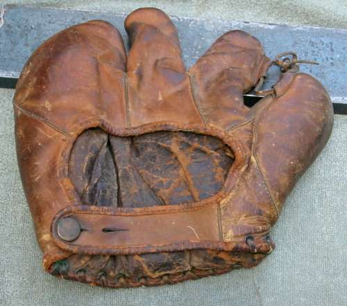 Jesse Haines JC Higgins Back