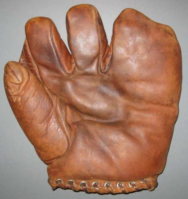 Reach Canadian Full Web Front