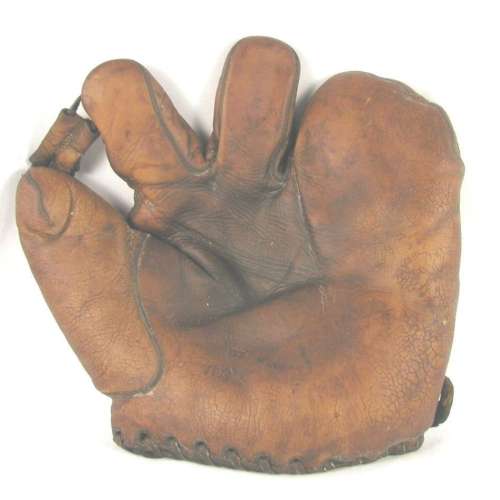 Rogers Hornsby Thomas E. Wilson 3 Finger Front