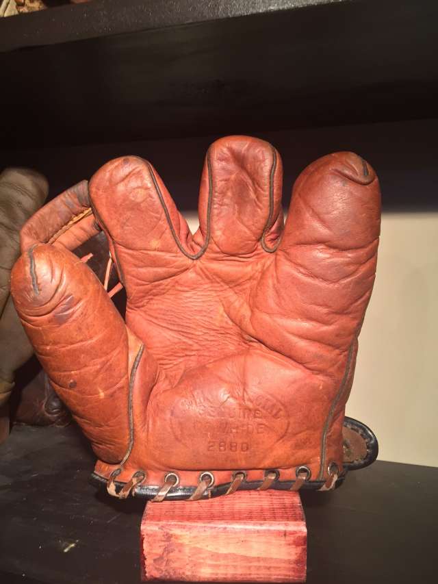 Schall Special 2880 3 Finger Front