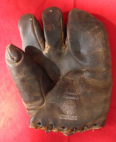 Spalding Brown 3 Finger Front