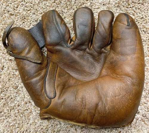 Cecil Travis Spalding Rainey Trap Web Front