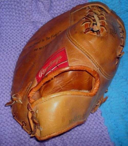 Joe Adcock Rawlings TM55 Basemitt Back