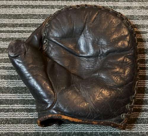 Rawlings FB135 Basemitt Front