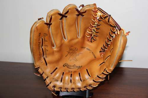 Brooks Robinson Rawlings TT10 Front