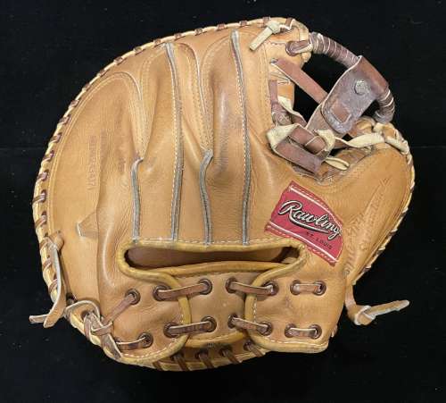 Clint Courtney Rawlings BOC Catchers Mitt Back