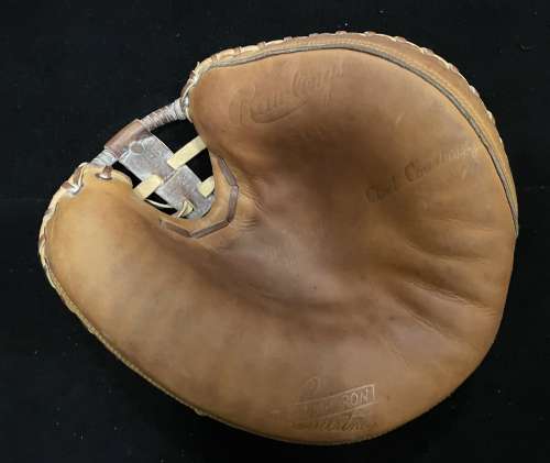 Clint Courtney Rawlings BOC Catchers Mitt Front