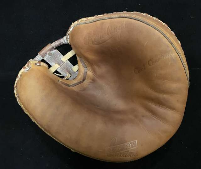 Clint Courtney Rawlings BOC Catchers Mitt Front