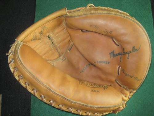 Manny Sanguillen Rawlings 218 Front