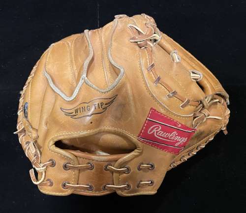 Rawlings Heart of the Hide Catchers Mitt Back