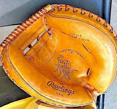 Rawlings RL Catchers Mitt Front 2