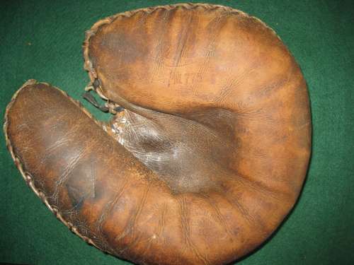 Red Steiner Rawlings M775 Allentown Sporting Goods Front