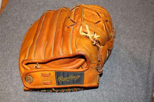 Duke Snider Rawlings DS Back