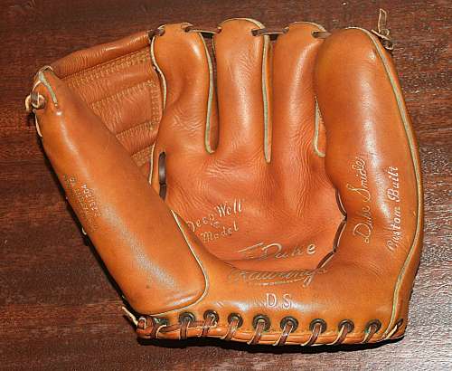 Duke Snider Rawlings DS Front