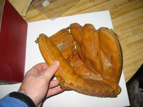 Eddie Mathews Rawlings PM16 Front