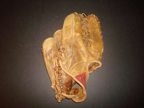 Hank Bauer Rawlings TG36 TrapEze Front