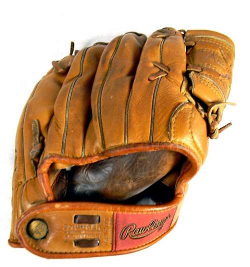 Harvey Haddix Rawlings HH The Kitten Back