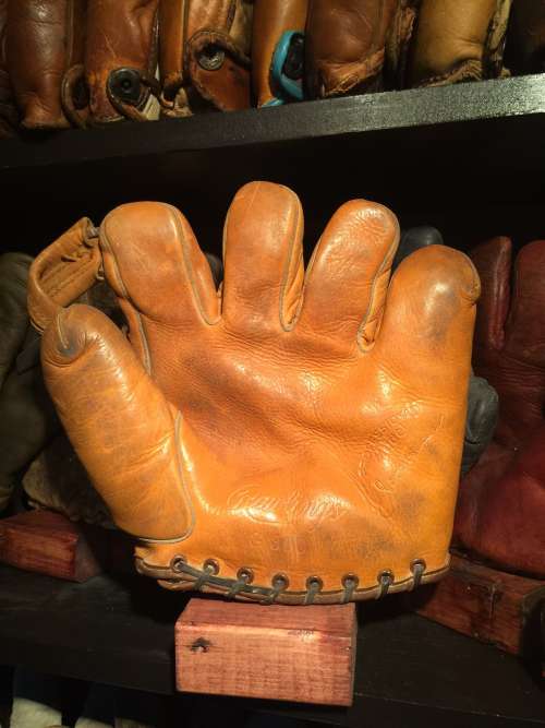 Jack Kramer Rawlings G300 Front