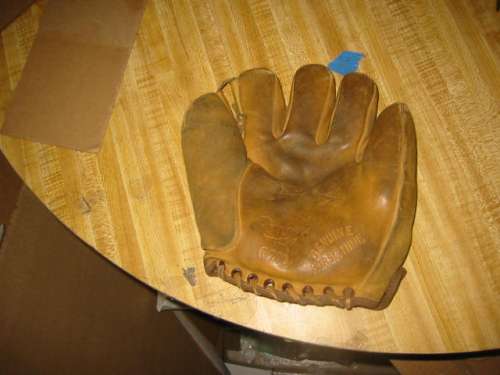 Lyle Judy Rawlings G200 Front