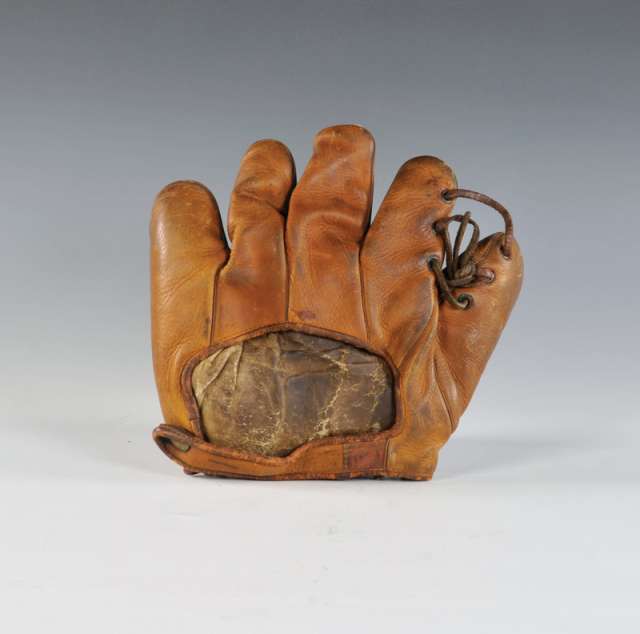 Pepper Martin Rawlings 400 Back