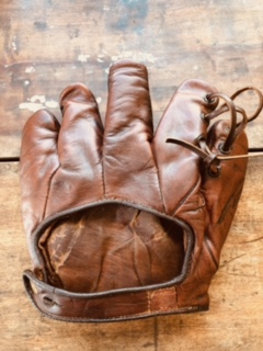 Rawlings WH5 Back