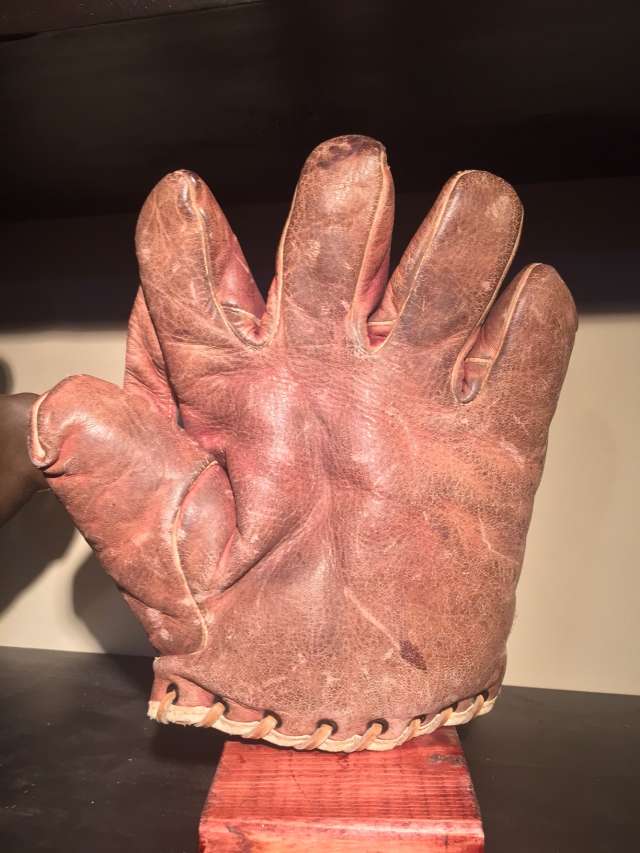 A.J. Reach 1 Inch Web Maroon Front