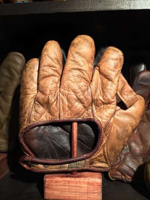 A.J. Reach 9G 1 Inch Web Back