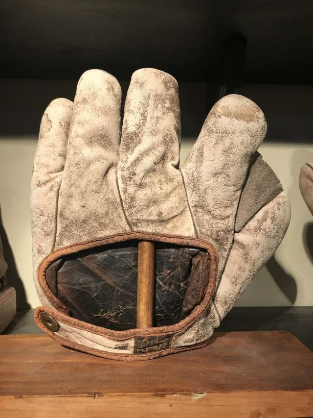 A.J. Reach Full Web White Back