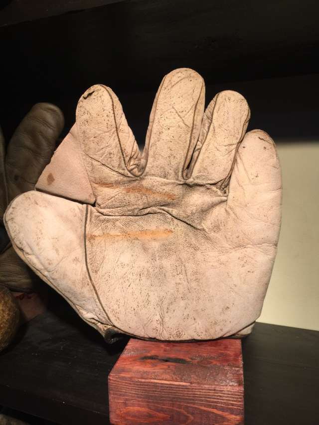 A.J. Reach Full Web White Front