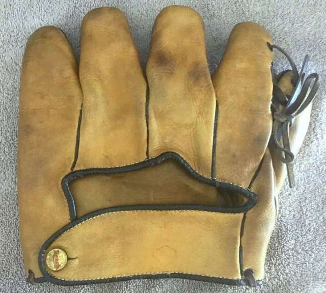 Cecil Travis Reach Back