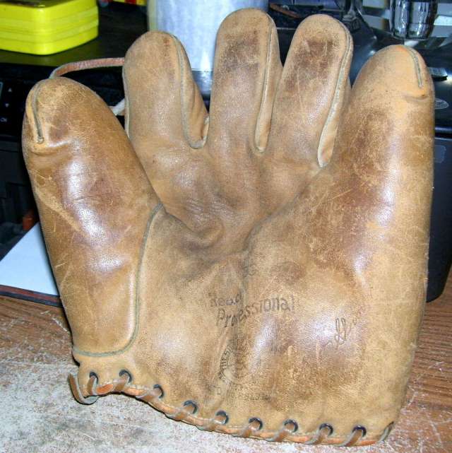 Lefty Grove Reach BG Front