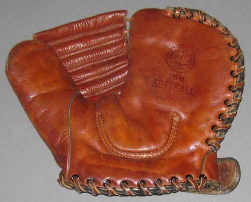 Sonnett SBM Softball Mitt Front