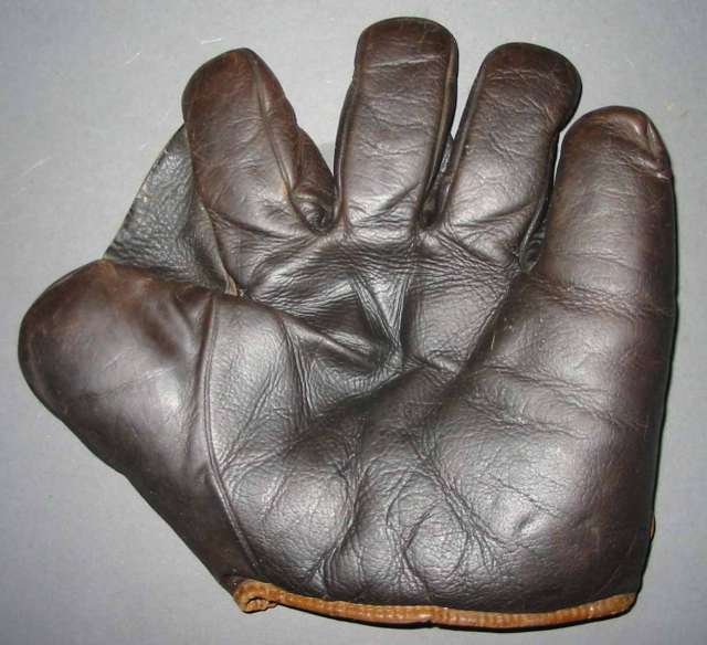 Spalding Full Web Dark Front