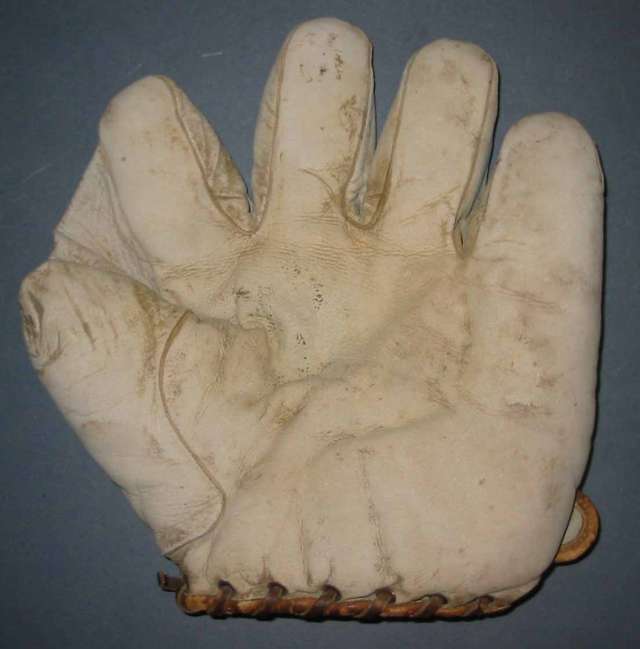 Spalding Full Web 1 Front