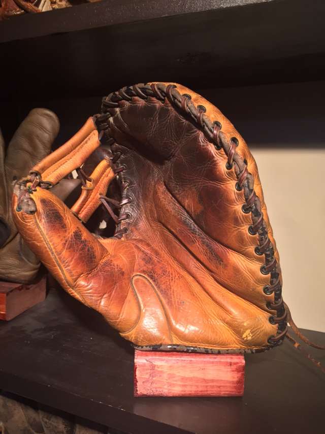 Jimmie Foxx Spalding Marvel 161 Basemitt Front